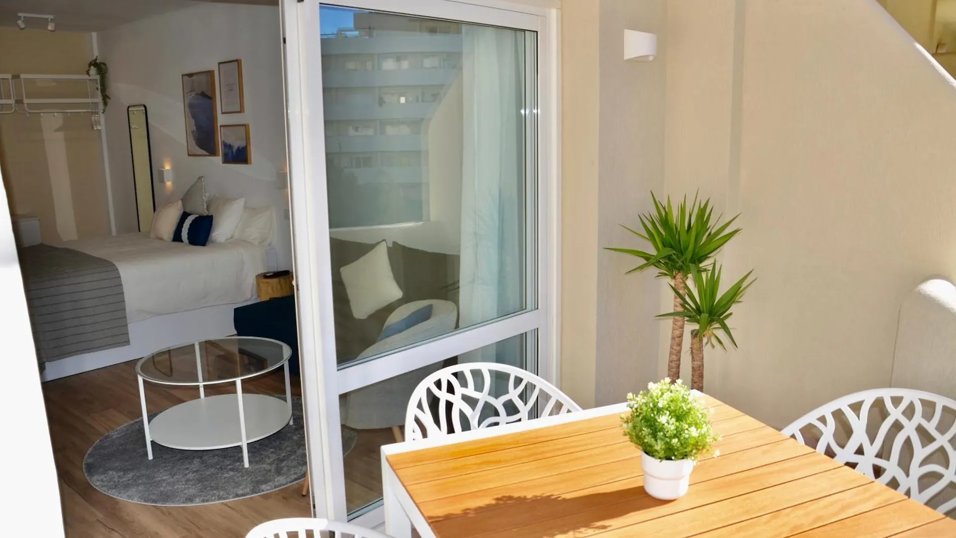 Apartment Benalbeach Zafiro By C&N Benalmadena Spain